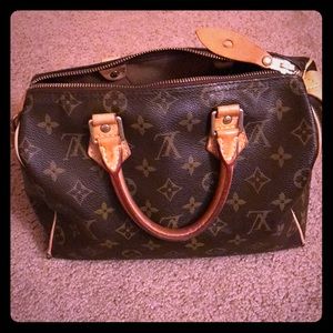 Louis Vuitton speedy 25